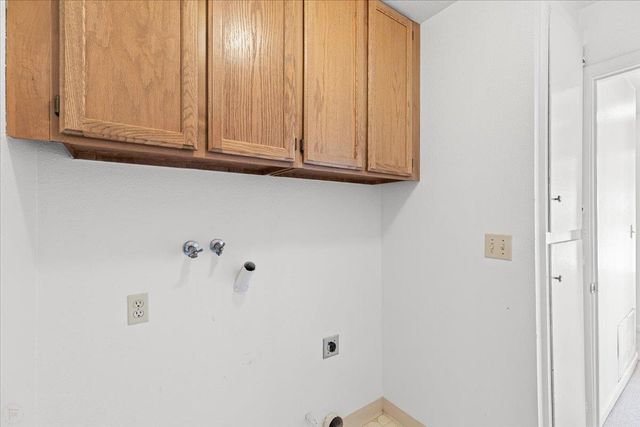 2108 Quail Ct, Valley Springs, CA 95252