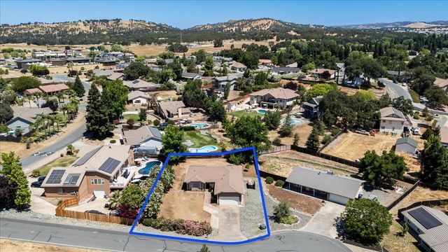 2108 Quail Ct, Valley Springs, CA 95252