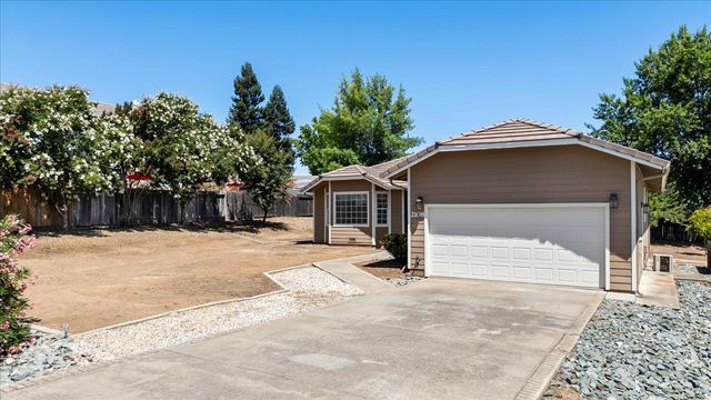 2108 Quail Ct, Valley Springs, CA 95252