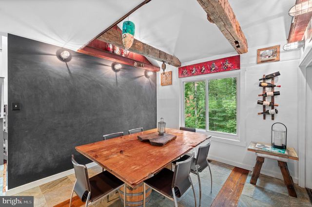 41 LYONS RUN RD, Glenmoore, PA 19343