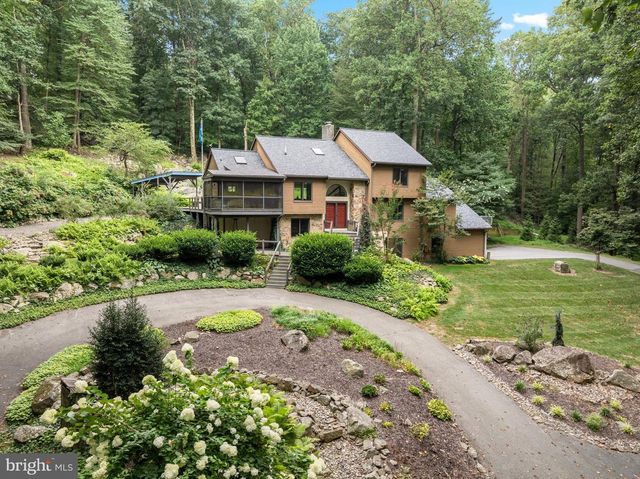 41 LYONS RUN RD, Glenmoore, PA 19343