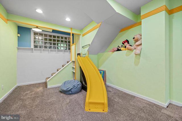 41 LYONS RUN RD, Glenmoore, PA 19343