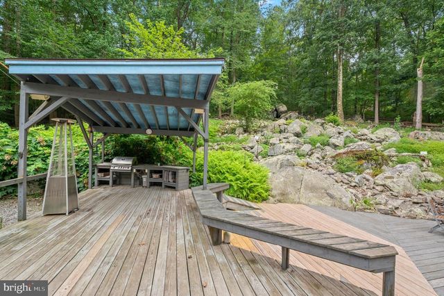 41 LYONS RUN RD, Glenmoore, PA 19343