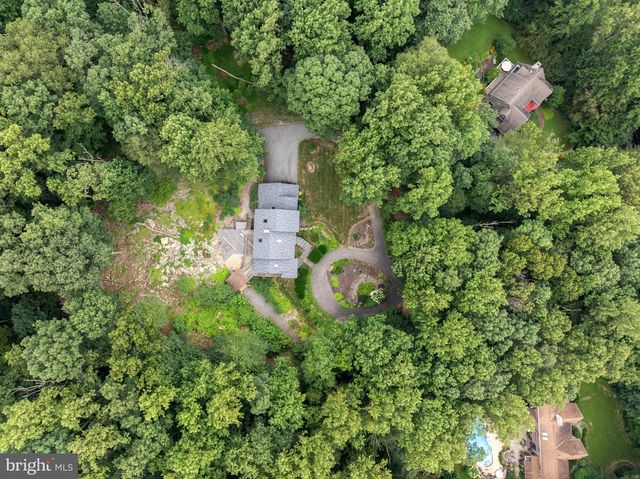 41 LYONS RUN RD, Glenmoore, PA 19343