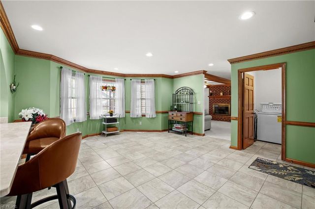 524 Warrick RD, Chesapeake, VA 23322