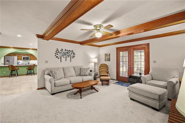 524 Warrick RD, Chesapeake, VA 23322