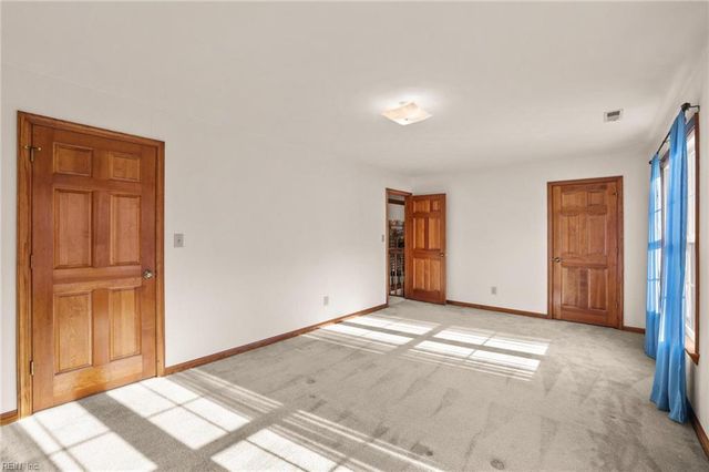 524 Warrick RD, Chesapeake, VA 23322