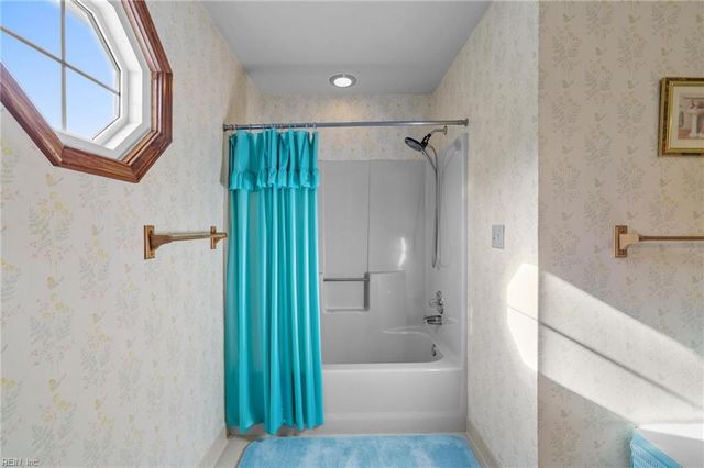 524 Warrick RD, Chesapeake, VA 23322