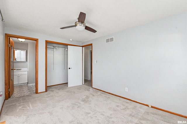 150 E OAKWOOD Street, Morton, IL 61550