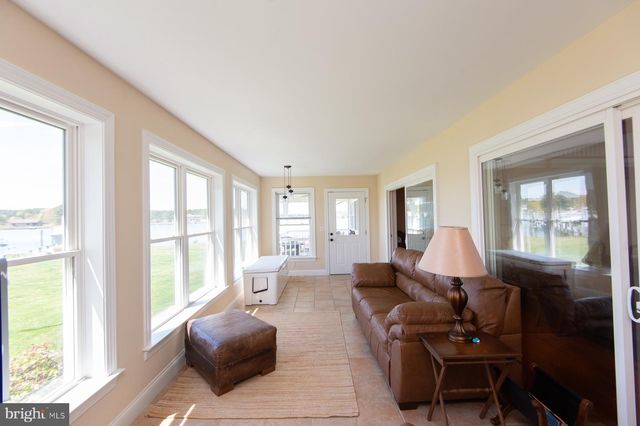 5704 ROSS NECK RD, Cambridge, MD 21613