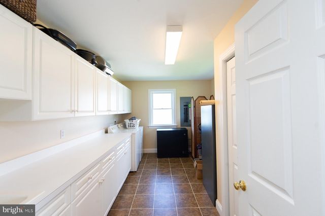 5704 ROSS NECK RD, Cambridge, MD 21613