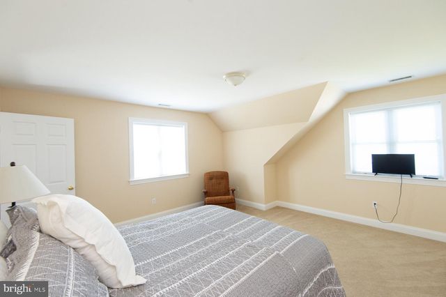 5704 ROSS NECK RD, Cambridge, MD 21613