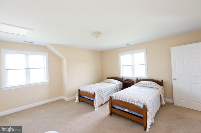 5704 ROSS NECK RD, Cambridge, MD 21613
