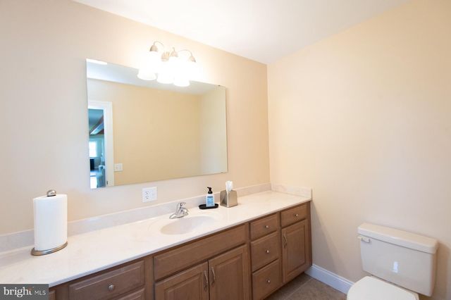 5704 ROSS NECK RD, Cambridge, MD 21613