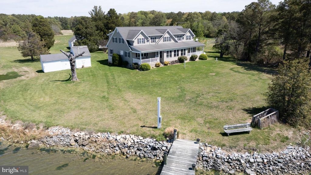 Image 17 of property listing at 5704 ROSS NECK RD, Cambridge, MD 21613