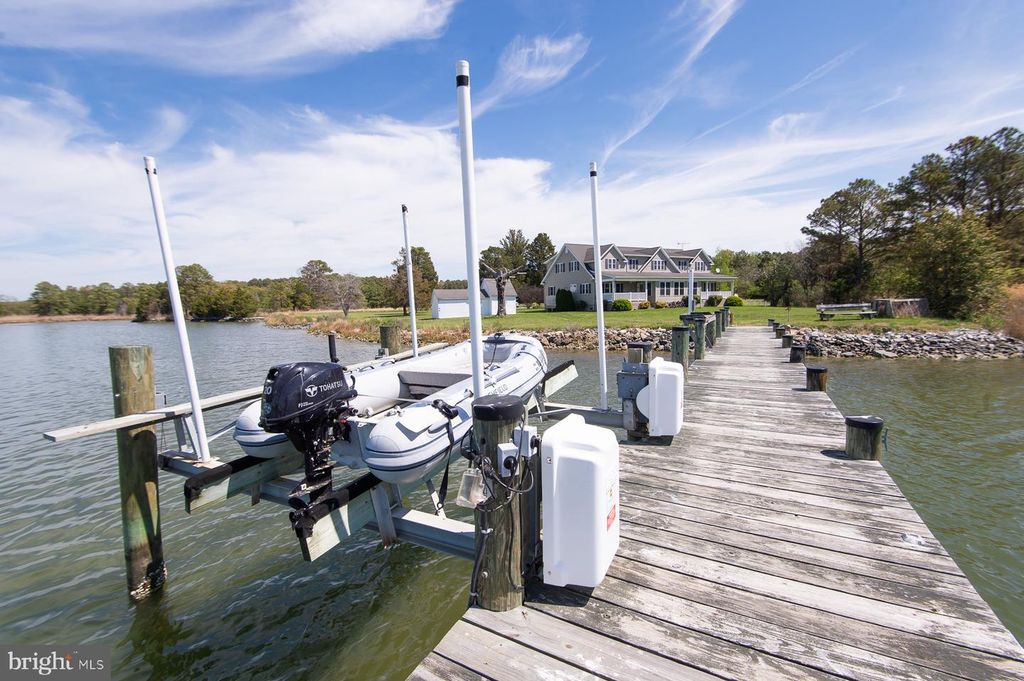 Image 45 of property listing at 5704 ROSS NECK RD, Cambridge, MD 21613