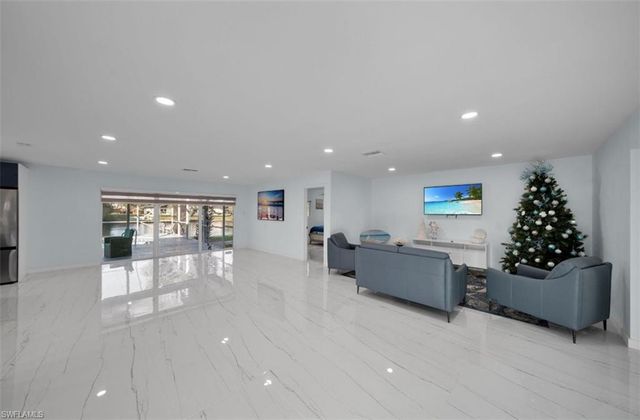 1609 SE 41st ST, Cape Coral, FL 33904