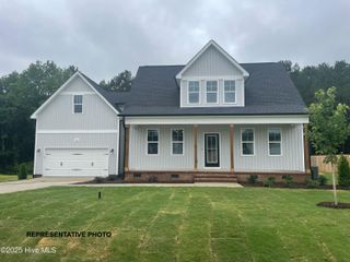 14 Zambezi Court, Zebulon, NC 27597