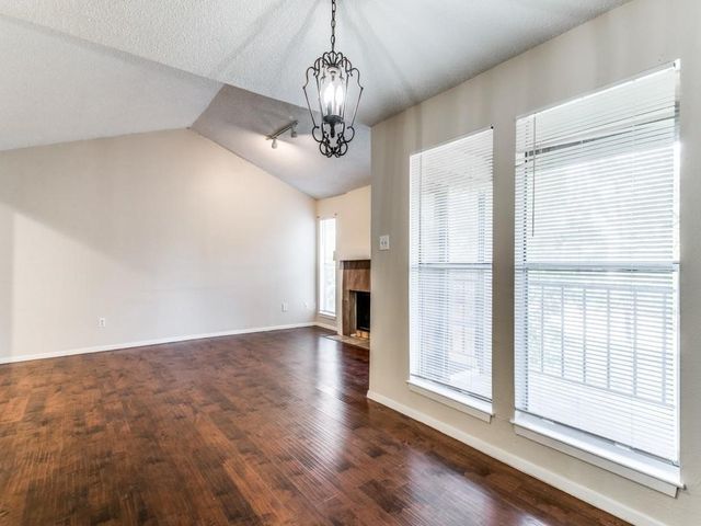 6050 Melody Lane 319, Dallas, TX 75231