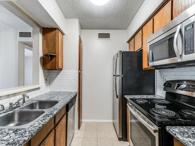 6050 Melody Lane 319, Dallas, TX 75231