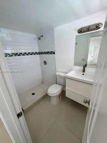 7925 W Dr 6 6, North Bay Village, FL 33141