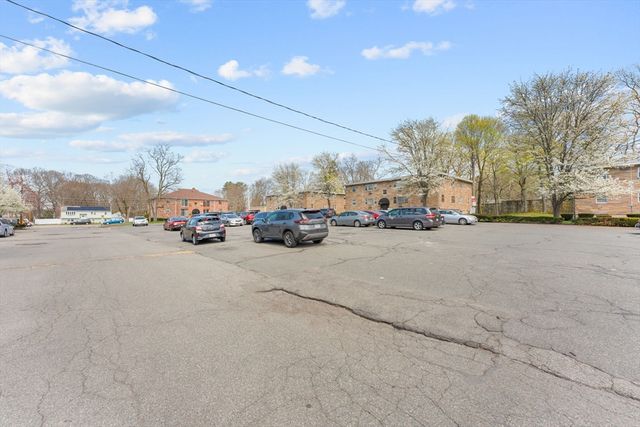 20 Auna Drive Unit-7, Brockton, MA 02301
