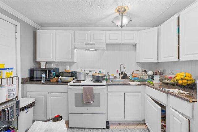 20 Auna Drive Unit-7, Brockton, MA 02301
