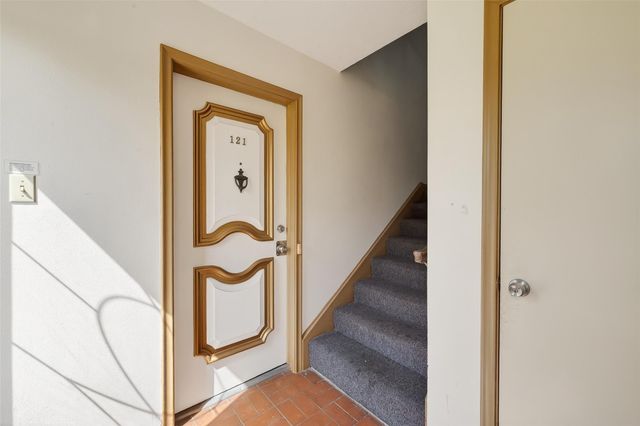 7600 Burgoyne Road 121, Houston, TX 77063