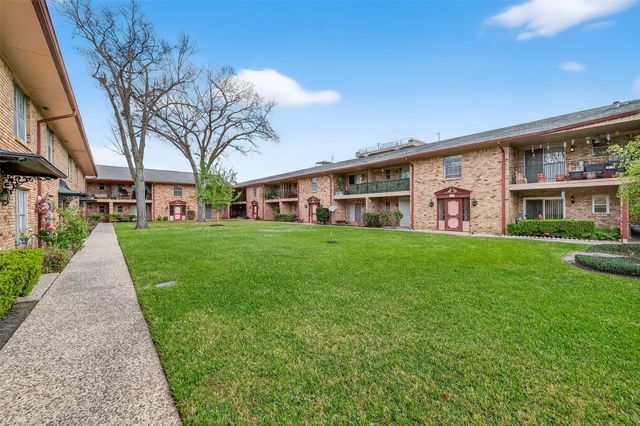 7600 Burgoyne Road 121, Houston, TX 77063