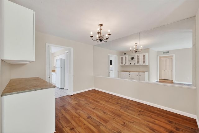 7600 Burgoyne Road 121, Houston, TX 77063