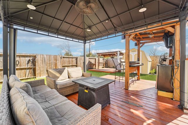 6516 Stoney Creek Drive, Pasadena, TX 77503