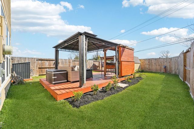 6516 Stoney Creek Drive, Pasadena, TX 77503