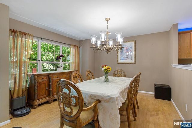 169 Vista Terrace, Pompton Lakes, NJ 07442