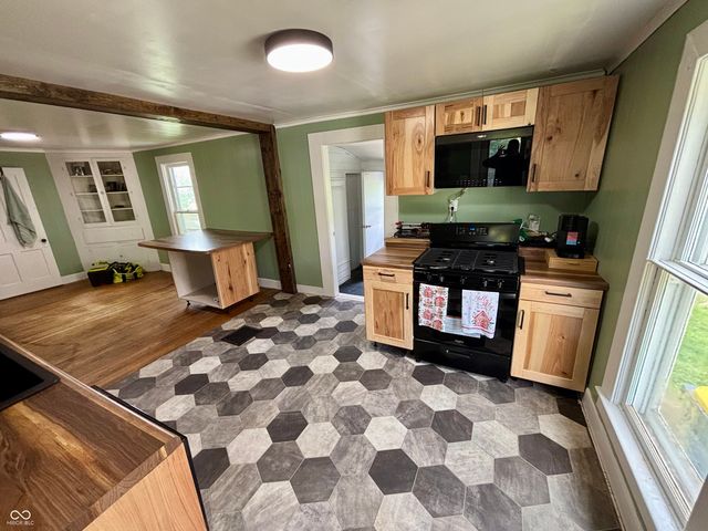 108 E Berry Street, Greencastle, IN 46135