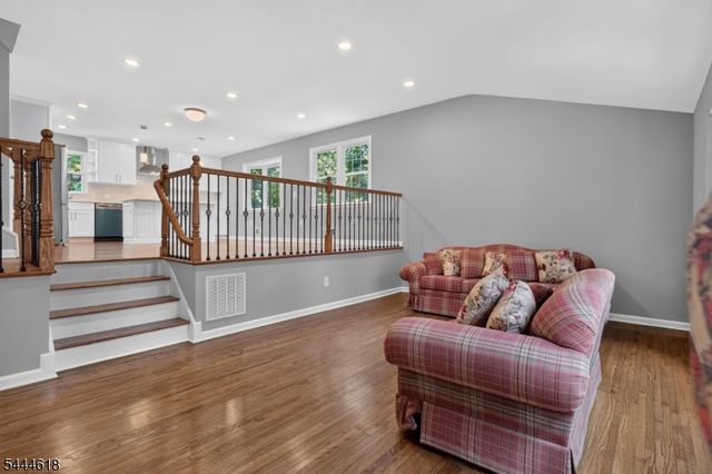 415 Elwood St, Piscataway Twp., NJ 08854
