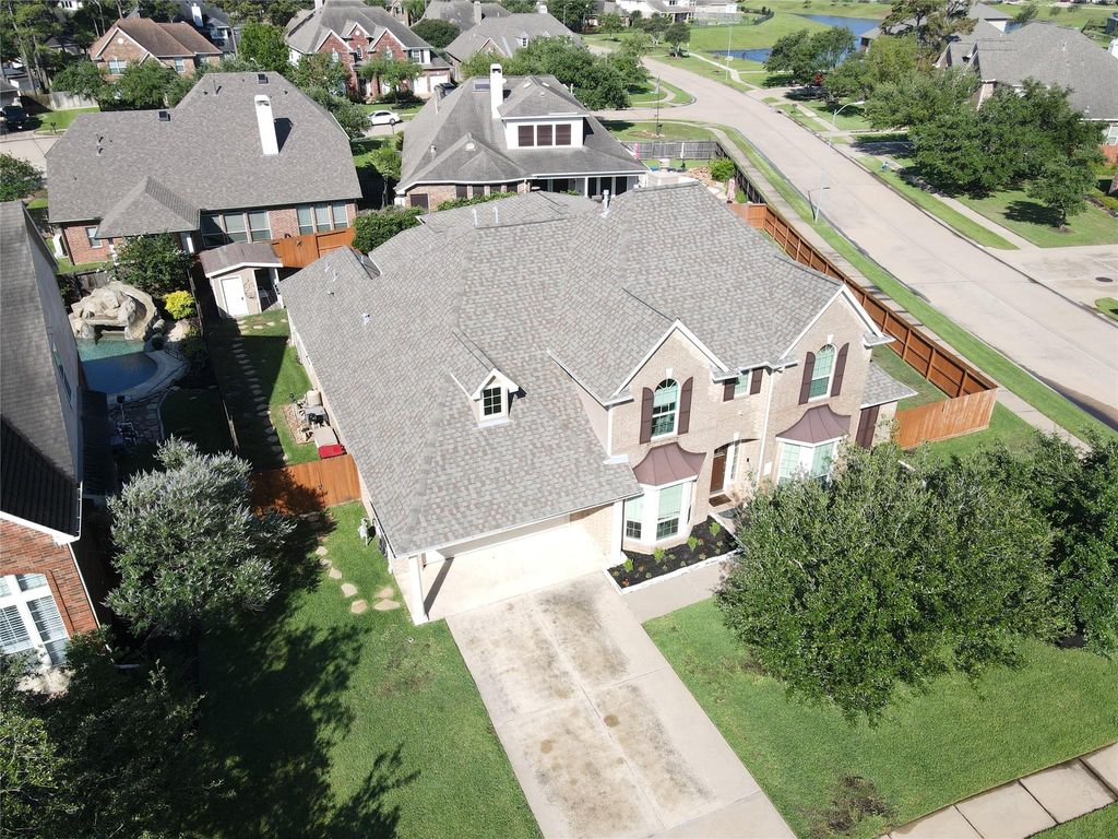 18815 Oxley Court, Tomball, TX 77377