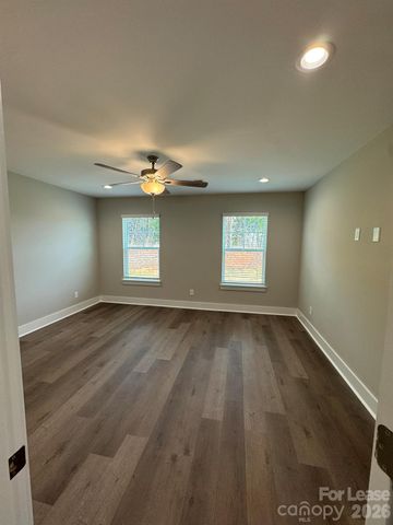 126 Brawley Villas Place, Mooresville, NC 28117
