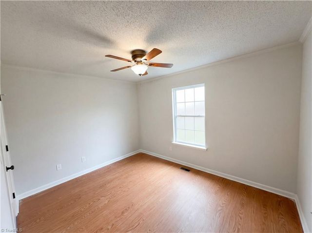 332 Cutty Sark Road, Winston-salem, NC 27103