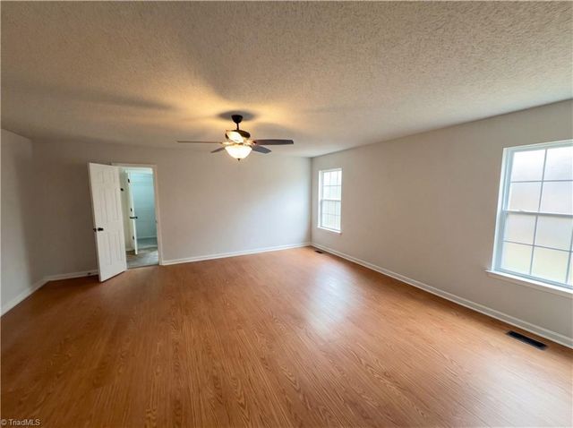 332 Cutty Sark Road, Winston-salem, NC 27103