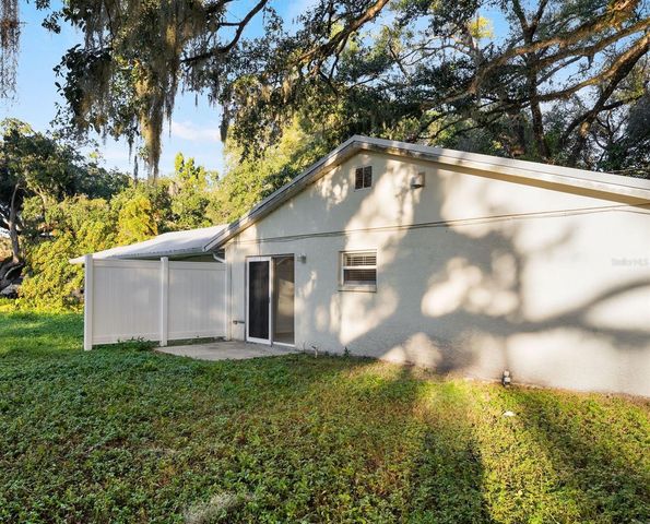 12102 N 60TH STREET A, Tampa, FL 33617