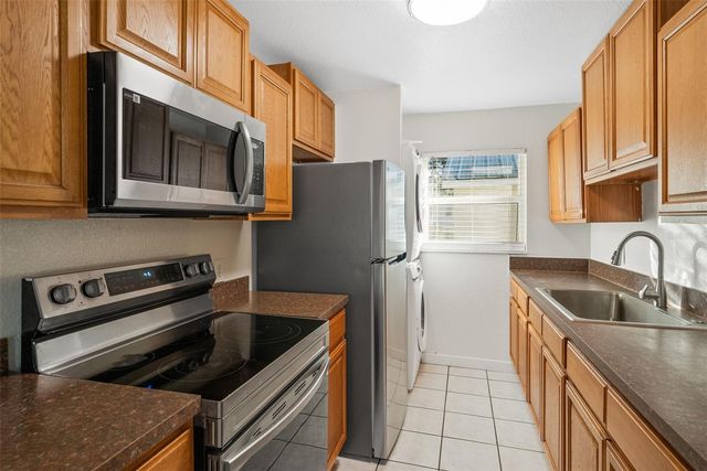 12102 N 60TH STREET A, Tampa, FL 33617