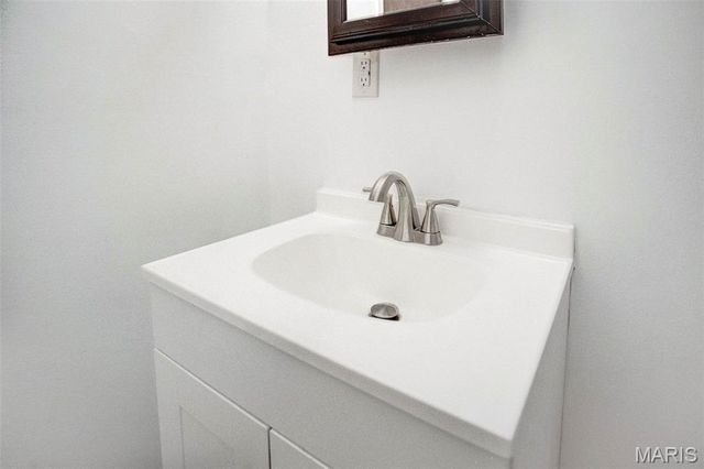 3619 Thomas Avenue, Alton, IL 62002