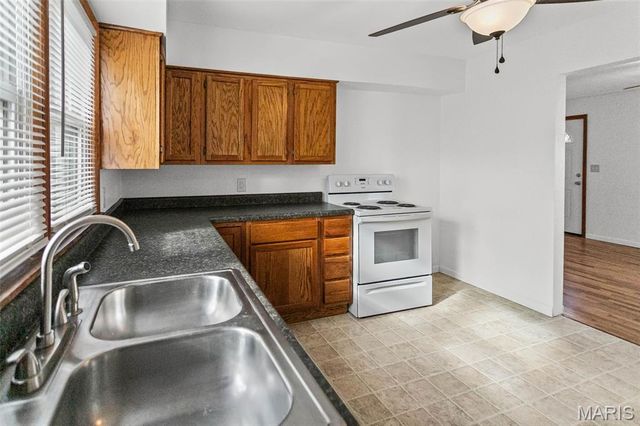 3619 Thomas Avenue, Alton, IL 62002