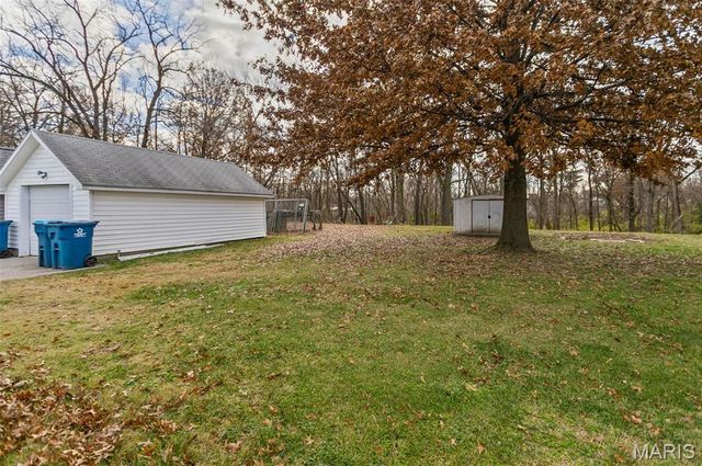 3619 Thomas Avenue, Alton, IL 62002