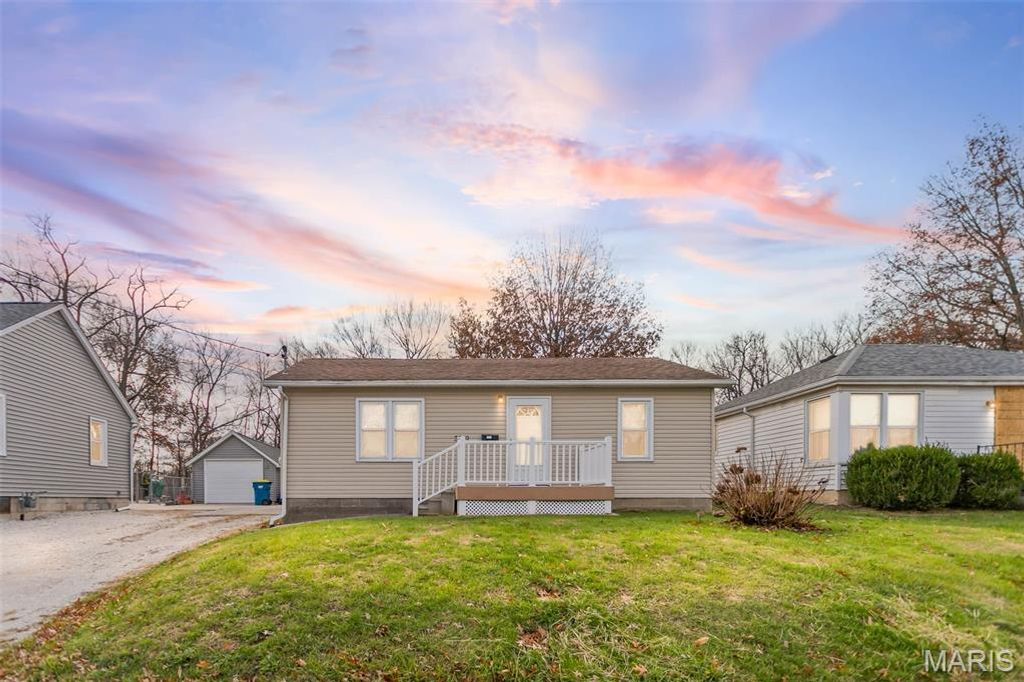 3619 Thomas Avenue, Alton, IL 62002