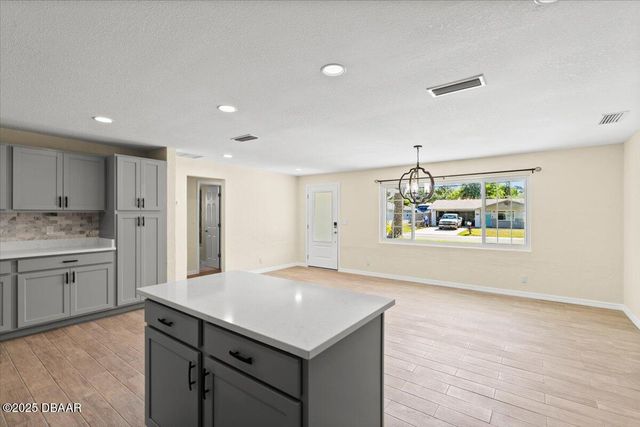 1005 4th Street, Port Orange, FL 32129