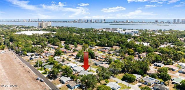 1005 4th Street, Port Orange, FL 32129
