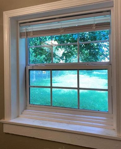 8241 Highland Avenue, Kansas City, MO 64131