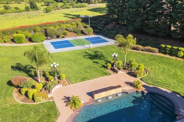 5050 Lexington Cir, Loomis, CA 95650