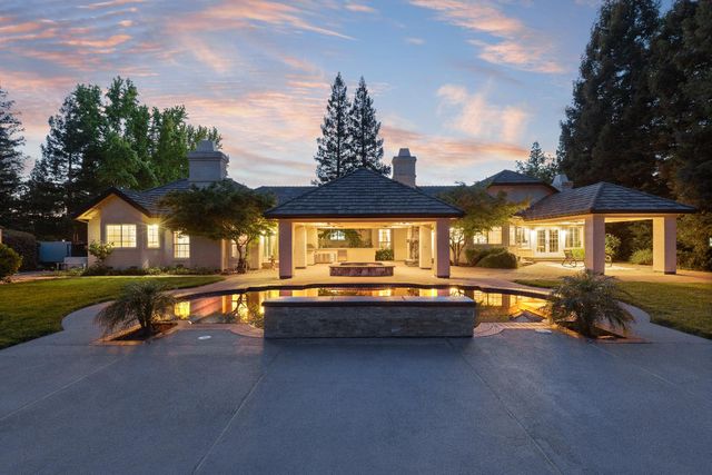 5050 Lexington Cir, Loomis, CA 95650